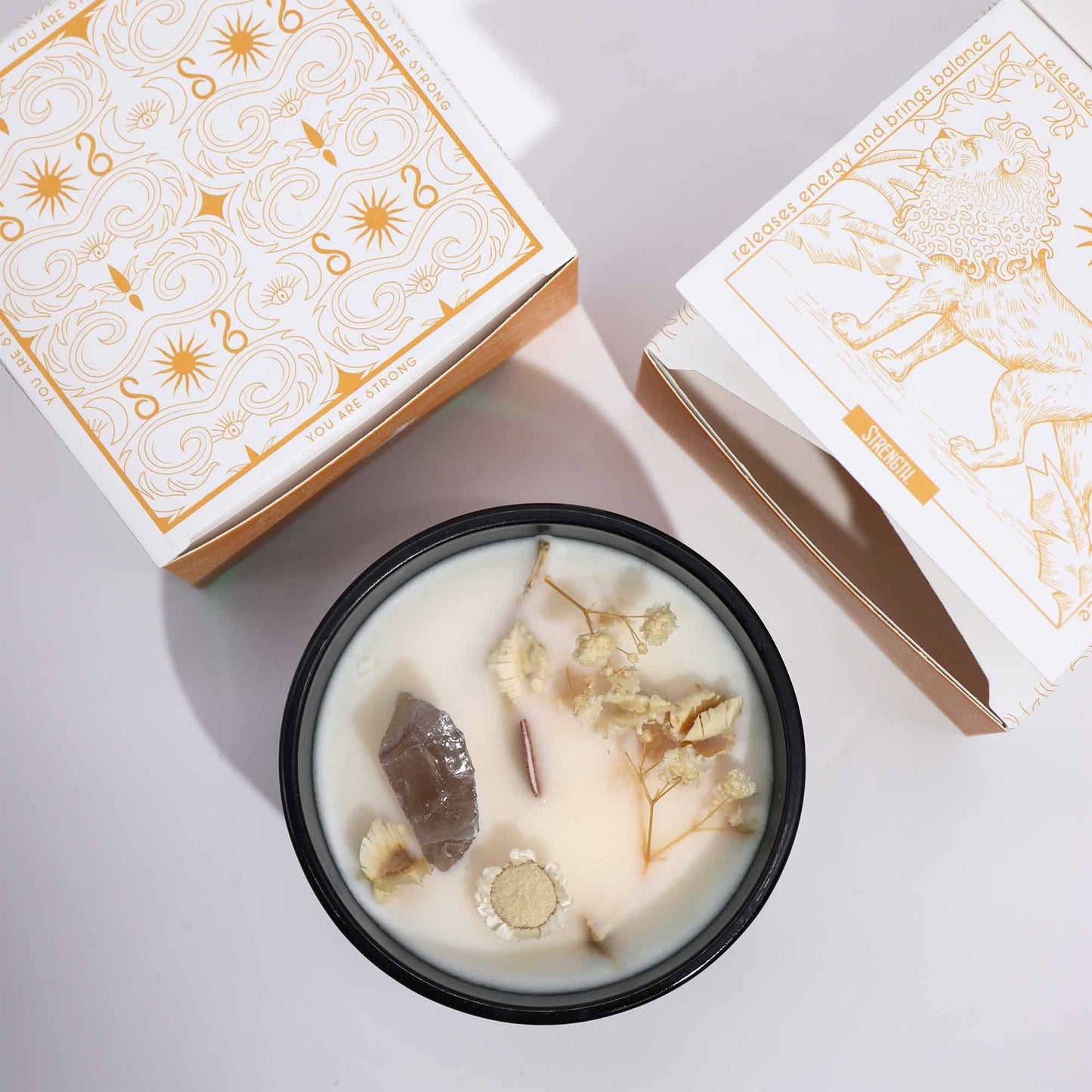 The Lion Crystal Magic Candle – Rock Quartz & Jasmine Garden | Peace, Calm & Healing Energy (22hr Burn Time)