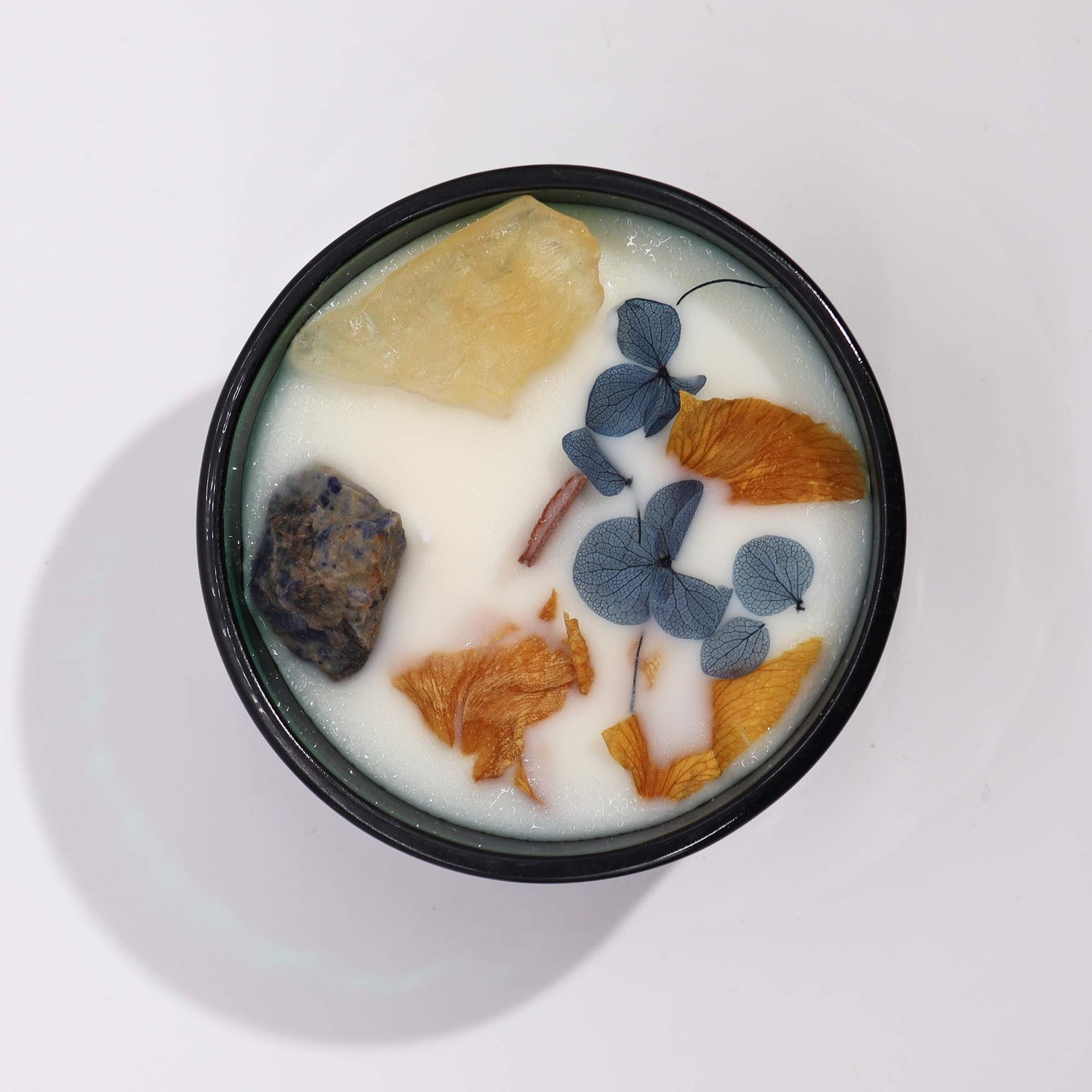 The Sun Crystal Magic Candle – Citrine & Sodalite | Positivity, Energy & Joy (22hr Burn Time)