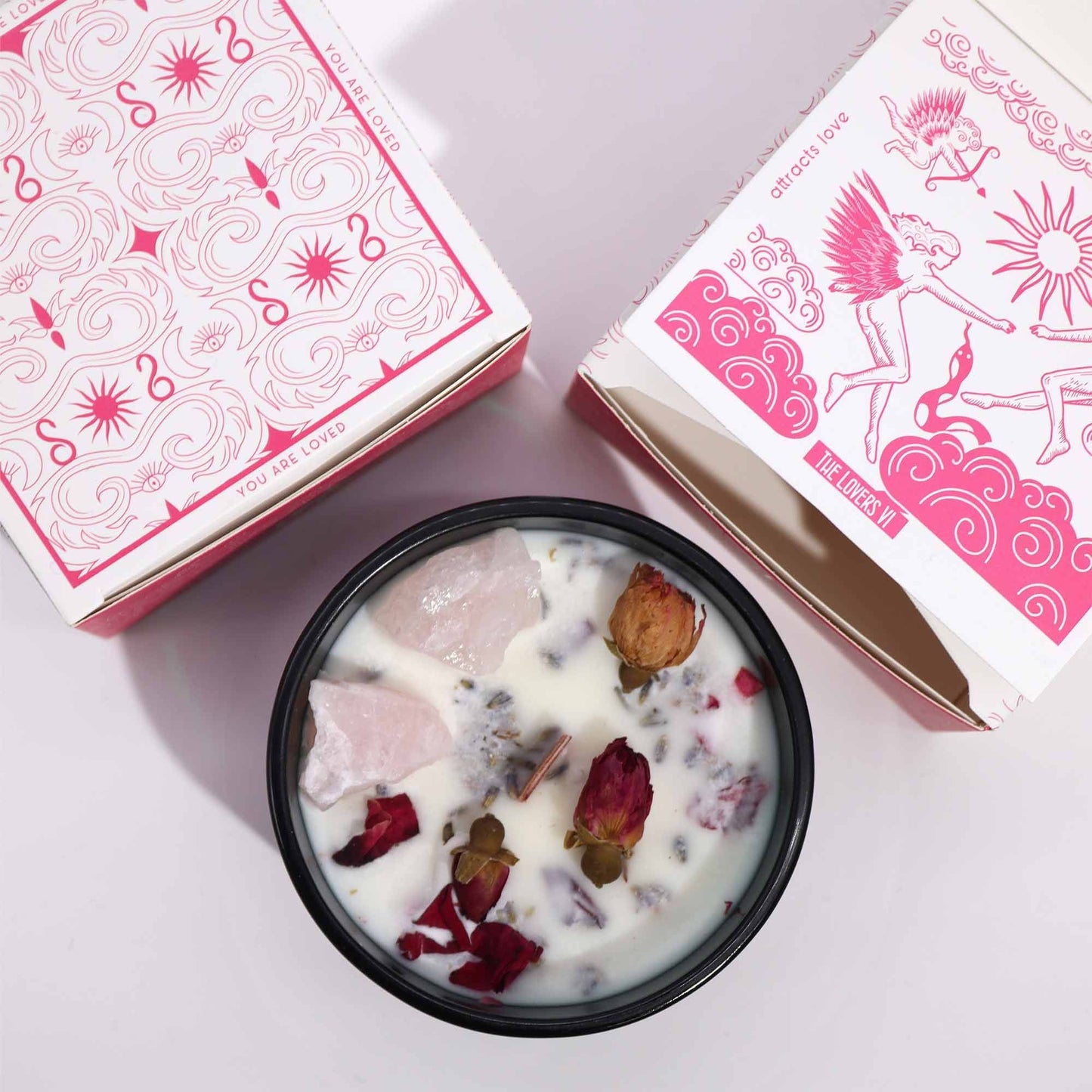 The Lovers Crystal Magic Candle – Rose Quartz & Blooming Rose Meadow | Romance, Affection & Heart Healing (22hr Burn Time)