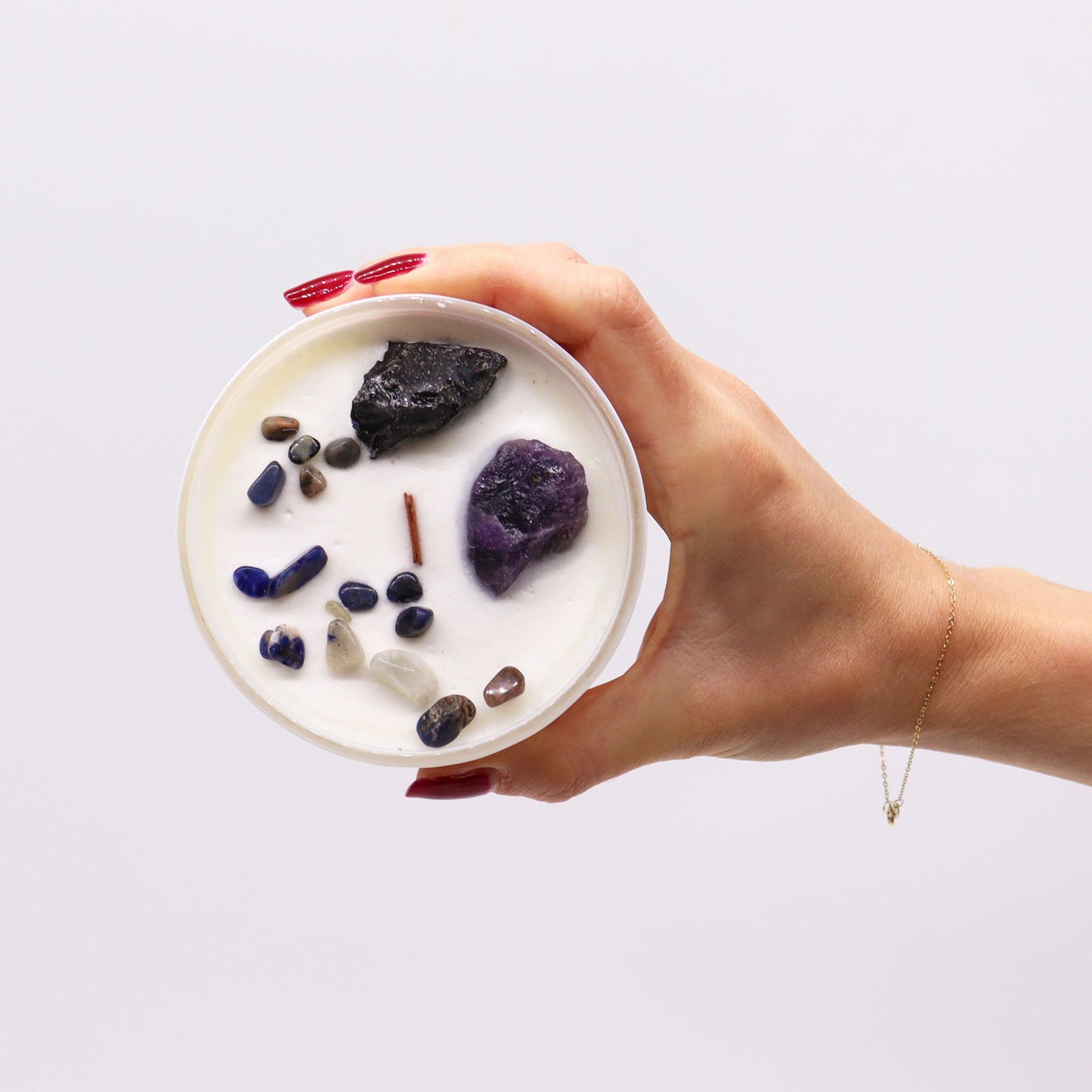 Solar Plexus Chakra Crystal Candle – Amethyst & Black Agate | Confidence & Inner Strength Soy Candle